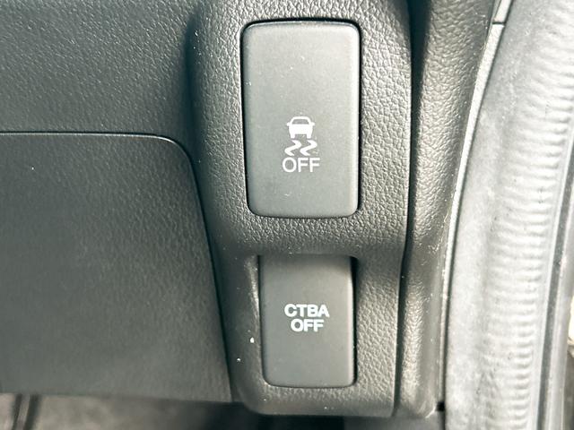 Ｎ－ＢＯＸカスタム Ｇ・ターボＡパッケージ　ＥＴＣ　バックカメラ　両側電動スライドドア　ナビ　オートクルーズコントロール　衝突被害軽減システム　オートライト　ＨＩＤ　スマートキー　アイドリングストップ　電動格納ミラー　ベンチシート　ＣＶＴ（8枚目）