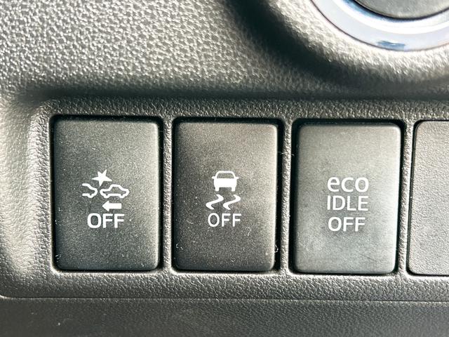 衝突被害軽減システム！前走車両と対向車両、歩行者の接近を感知して、警報や、オートブレーキやステアリング振動などによって衝突回避を支援してくれます。