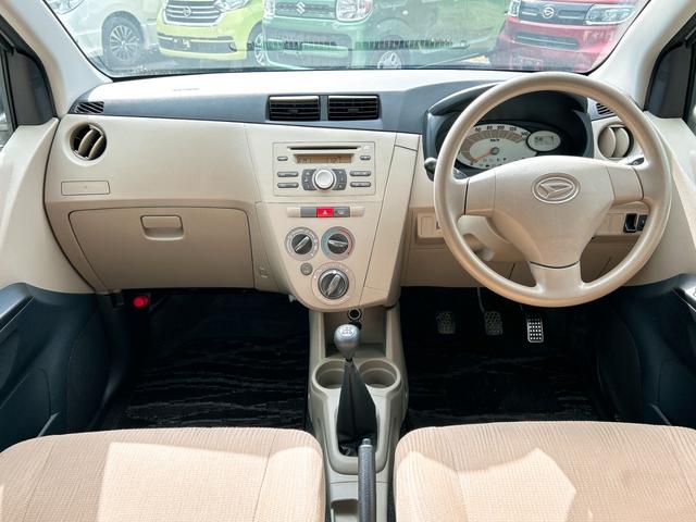 ミラ L キーレスエントリー 電動格納ミラー MT 盗難防止システム CD 衝突安全ボディ エアコン パワーステアリング パワーウィンドウ(2枚目)