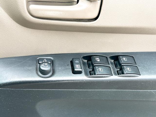 ミラ L キーレスエントリー 電動格納ミラー MT 盗難防止システム CD 衝突安全ボディ エアコン パワーステアリング パワーウィンドウ(11枚目)