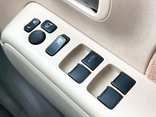 モコ S キーレスエントリー 電動格納ミラー ベンチシート AT 盗難防止システム ABS CD 衝突安全ボディ エアコン(9枚目)