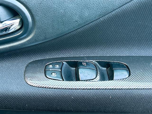 すぐにご来店頂けない場合や遠方にお住まいの方、車両状態の詳細が知りたい方はお気軽にご連絡下さい♪