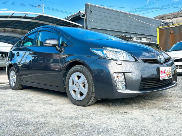 プリウス S LEDエディション ETC アルミホイール オートライト LEDヘッドランプ ヘッドライトウォッシャー CVT スマートキー アイドリングストップ 電動格納ミラー 盗難防止システム CD 衝突安全ボディ ABS ESC(34枚目)