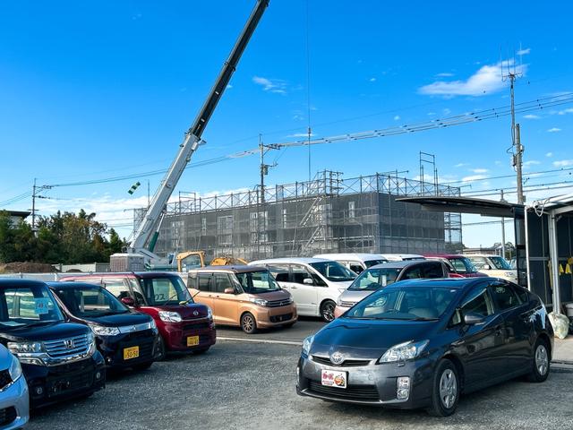 プリウス S LEDエディション ETC アルミホイール オートライト LEDヘッドランプ ヘッドライトウォッシャー CVT スマートキー アイドリングストップ 電動格納ミラー 盗難防止システム CD 衝突安全ボディ ABS ESC(46枚目)