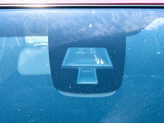 ワゴンＲスティングレー Ｊスタイル　ＥＴＣ　バックカメラ　ナビ　ＴＶ　衝突被害軽減システム　オートライト　ＨＩＤ　スマートキー　アイドリングストップ　電動格納ミラー　シートヒーター　ベンチシート　ＣＶＴ　盗難防止システム　ＡＢＳ　ＥＳＣ（31枚目）