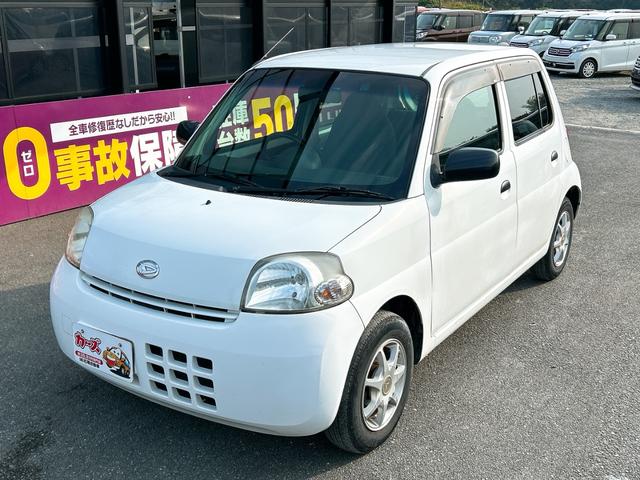 エッセ D 4WD キーレスエントリー AT 盗難防止システム CD アルミホイール 衝突安全ボディ エアコン パワーステアリング パワーウィンドウ(12枚目)