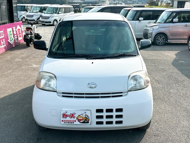 エッセ D 4WD キーレスエントリー AT 盗難防止システム CD アルミホイール 衝突安全ボディ エアコン パワーステアリング パワーウィンドウ(13枚目)