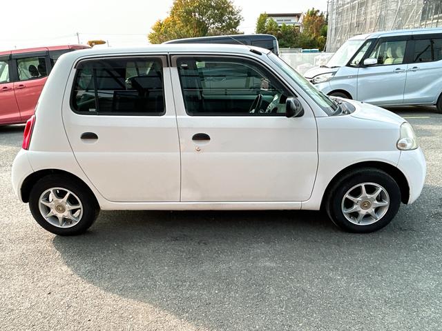 エッセ D 4WD キーレスエントリー AT 盗難防止システム CD アルミホイール 衝突安全ボディ エアコン パワーステアリング パワーウィンドウ(15枚目)