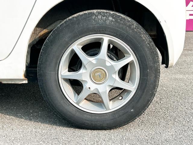 エッセ D 4WD キーレスエントリー AT 盗難防止システム CD アルミホイール 衝突安全ボディ エアコン パワーステアリング パワーウィンドウ(20枚目)