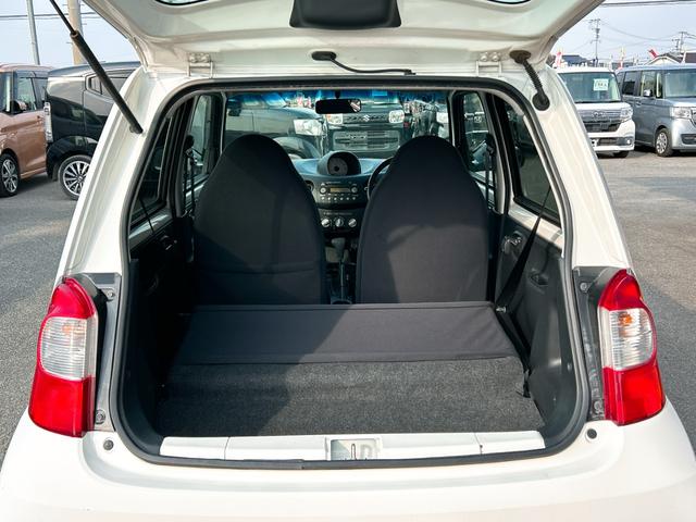 エッセ D 4WD キーレスエントリー AT 盗難防止システム CD アルミホイール 衝突安全ボディ エアコン パワーステアリング パワーウィンドウ(22枚目)