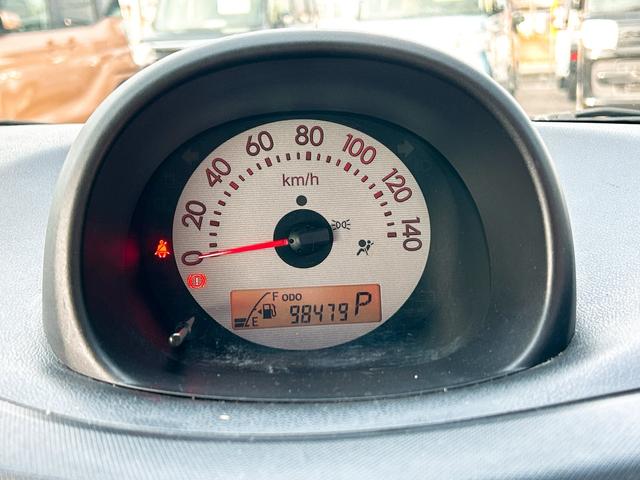 エッセ D 4WD キーレスエントリー AT 盗難防止システム CD アルミホイール 衝突安全ボディ エアコン パワーステアリング パワーウィンドウ(24枚目)