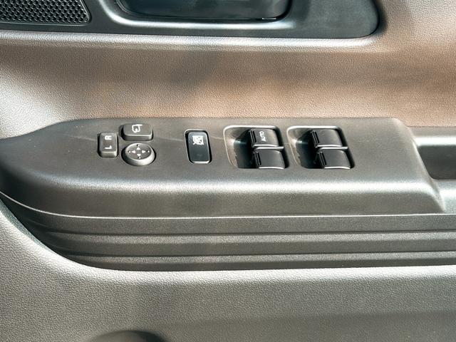 スペーシア ハイブリッドＧ　両側スライドドア　クリアランスソナー　衝突被害軽減システム　オートライト　ＬＥＤヘッドランプ　スマートキー　アイドリングストップ　電動格納ミラー　ベンチシート　ＣＶＴ　盗難防止システム　ＡＢＳ　ＥＳＣ（11枚目）