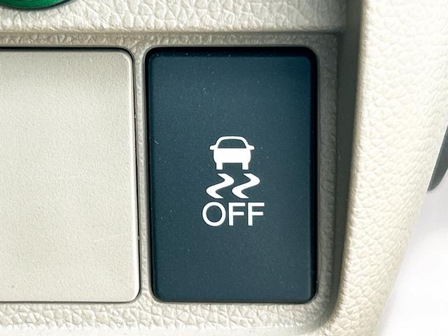 Ｎ－ＯＮＥ Ｇ・Ｌパッケージ　オートライト　ＨＩＤ　スマートキー　アイドリングストップ　電動格納ミラー　ベンチシート　ＣＶＴ　盗難防止システム　ＡＢＳ　ＥＳＣ　ＣＤ　衝突安全ボディ　エアコン　パワーステアリング　パワーウィンドウ（10枚目）