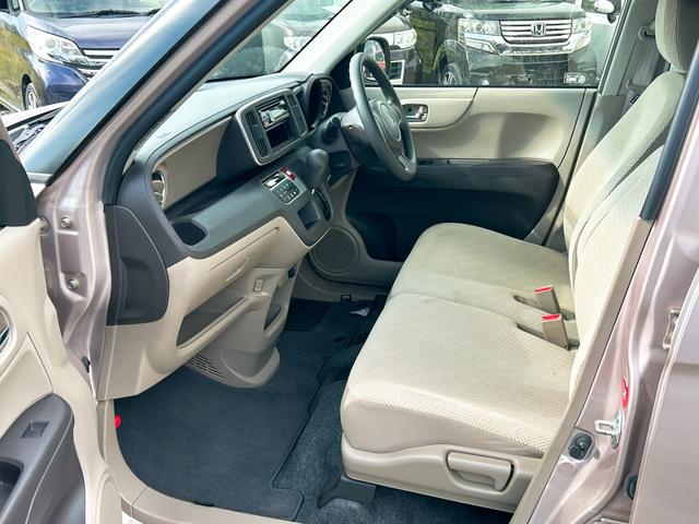 Ｎ－ＯＮＥ Ｇ・Ｌパッケージ　オートライト　ＨＩＤ　スマートキー　アイドリングストップ　電動格納ミラー　ベンチシート　ＣＶＴ　盗難防止システム　ＡＢＳ　ＥＳＣ　ＣＤ　衝突安全ボディ　エアコン　パワーステアリング　パワーウィンドウ（28枚目）