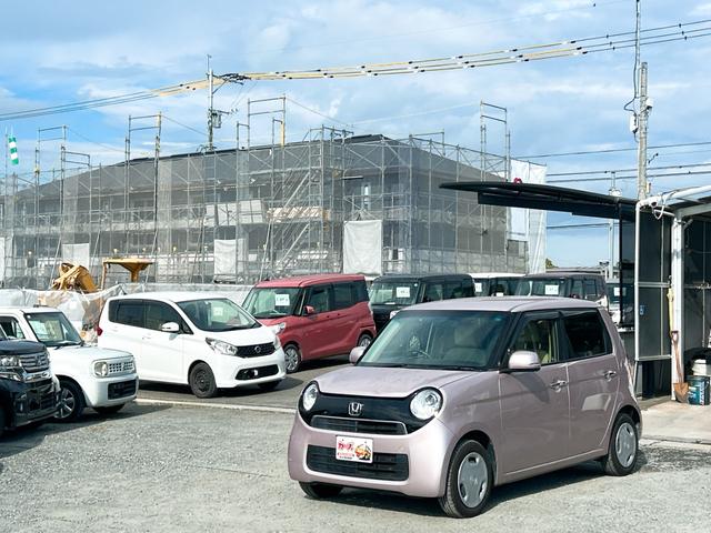 Ｎ－ＯＮＥ Ｇ・Ｌパッケージ　オートライト　ＨＩＤ　スマートキー　アイドリングストップ　電動格納ミラー　ベンチシート　ＣＶＴ　盗難防止システム　ＡＢＳ　ＥＳＣ　ＣＤ　衝突安全ボディ　エアコン　パワーステアリング　パワーウィンドウ（35枚目）