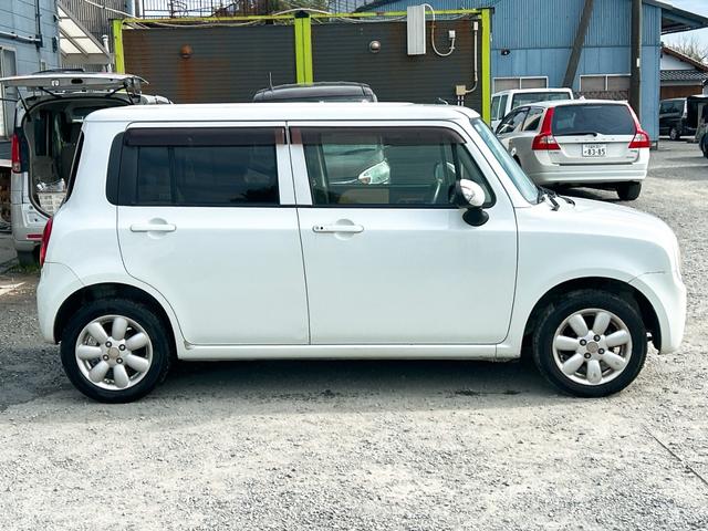 アルトラパン Ｘ　ナビ　ＴＶ　スマートキー　電動格納ミラー　ベンチシート　ＣＶＴ　盗難防止システム　ＡＢＳ　Ｂｌｕｅｔｏｏｔｈ　アルミホイール　衝突安全ボディ　エアコン　パワーステアリング　パワーウィンドウ（14枚目）