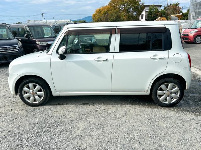 アルトラパン Ｘ　ナビ　ＴＶ　スマートキー　電動格納ミラー　ベンチシート　ＣＶＴ　盗難防止システム　ＡＢＳ　Ｂｌｕｅｔｏｏｔｈ　アルミホイール　衝突安全ボディ　エアコン　パワーステアリング　パワーウィンドウ（18枚目）