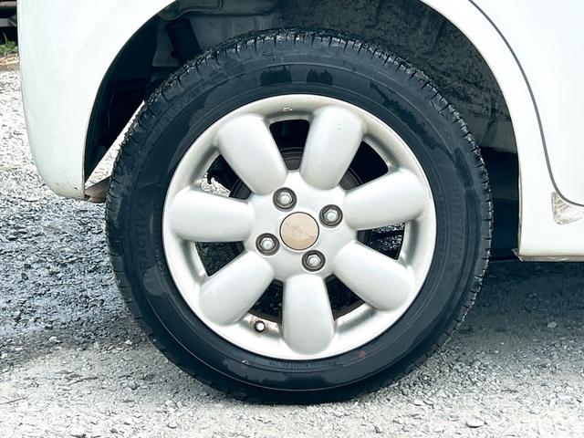 アルトラパン Ｘ　ナビ　ＴＶ　スマートキー　電動格納ミラー　ベンチシート　ＣＶＴ　盗難防止システム　ＡＢＳ　Ｂｌｕｅｔｏｏｔｈ　アルミホイール　衝突安全ボディ　エアコン　パワーステアリング　パワーウィンドウ（19枚目）