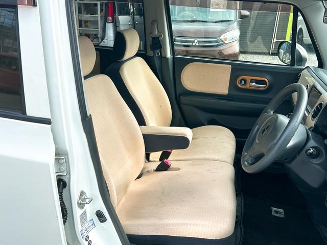 アルトラパン Ｘ　ナビ　ＴＶ　スマートキー　電動格納ミラー　ベンチシート　ＣＶＴ　盗難防止システム　ＡＢＳ　Ｂｌｕｅｔｏｏｔｈ　アルミホイール　衝突安全ボディ　エアコン　パワーステアリング　パワーウィンドウ（28枚目）