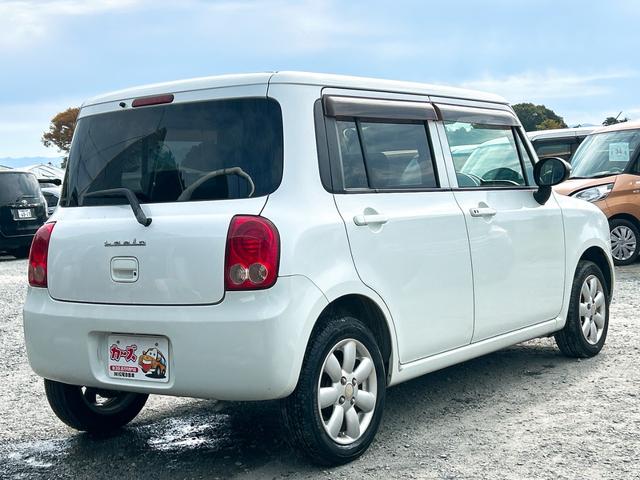 アルトラパン Ｘ　ナビ　ＴＶ　スマートキー　電動格納ミラー　ベンチシート　ＣＶＴ　盗難防止システム　ＡＢＳ　Ｂｌｕｅｔｏｏｔｈ　アルミホイール　衝突安全ボディ　エアコン　パワーステアリング　パワーウィンドウ（41枚目）