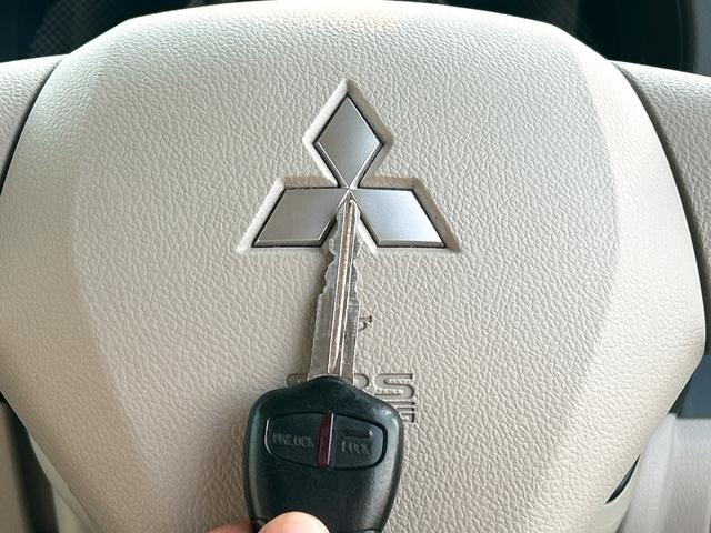 eKスペース E ラプター塗装 両側スライドドア キーレスエントリー アイドリングストップ 電動格納ミラー ベンチシート CVT ABS CD ミュージックプレイヤー接続可 衝突安全ボディ エアコン パワーステアリング(8枚目)