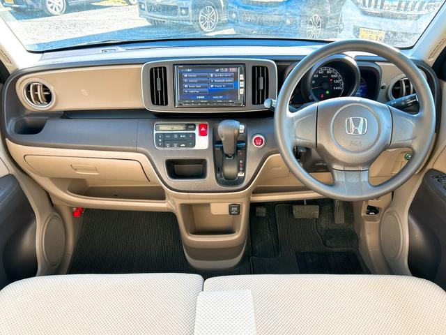 Ｎ－ＯＮＥ Ｇ・Ｌパッケージ　ドライブレコーダー　ＥＴＣ　バックカメラ　ナビ　ＴＶ　オートライト　ＨＩＤ　スマートキー　アイドリングストップ　電動格納ミラー　ベンチシート　ＣＶＴ　盗難防止システム　ＡＢＳ　ＥＳＣ　ＣＤ　ＤＶＤ再生（2枚目）