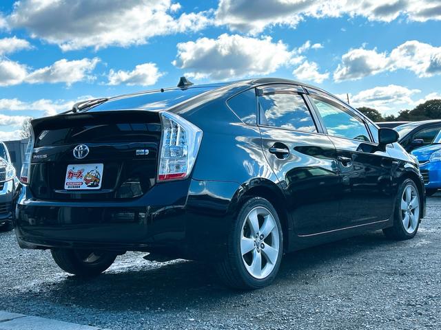 プリウス Ｓ　ＬＥＤエディション　ドライブレコーダー　ＥＴＣ　ナビ　ＴＶ　オートクルーズコントロール　アルミホイール　オートライト　ＬＥＤヘッドランプ　ヘッドライトウォッシャー　スマートキー　電動格納ミラー　ＣＶＴ　盗難防止システム（15枚目）