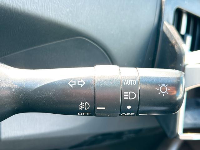 プリウス Ｓ　ＬＥＤエディション　ドライブレコーダー　ＥＴＣ　ナビ　ＴＶ　オートクルーズコントロール　アルミホイール　オートライト　ＬＥＤヘッドランプ　ヘッドライトウォッシャー　スマートキー　電動格納ミラー　ＣＶＴ　盗難防止システム（29枚目）