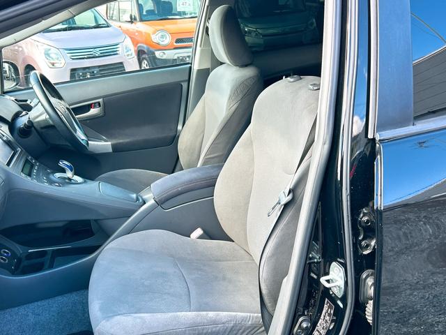 プリウス Ｓ　ＬＥＤエディション　ドライブレコーダー　ＥＴＣ　ナビ　ＴＶ　オートクルーズコントロール　アルミホイール　オートライト　ＬＥＤヘッドランプ　ヘッドライトウォッシャー　スマートキー　電動格納ミラー　ＣＶＴ　盗難防止システム（33枚目）