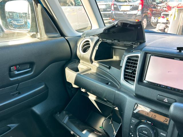 スペーシア Ｇ　ドライブレコーダー　ＥＴＣ　バックカメラ　両側スライドドア　ナビ　ＴＶ　スマートキー　アイドリングストップ　電動格納ミラー　シートヒーター　ベンチシート　ＣＶＴ　盗難防止システム　ＡＢＳ　ＣＤ　ＵＳＢ（42枚目）