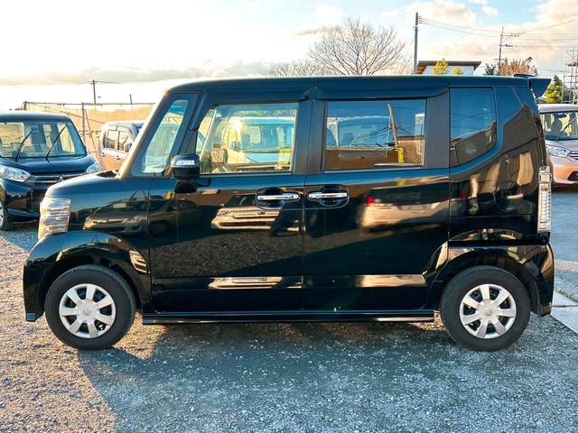 Ｎ－ＢＯＸカスタム Ｇ　ＥＴＣ　バックカメラ　両側スライドドア　ナビ　ＴＶ　オートライト　ＨＩＤ　スマートキー　アイドリングストップ　電動格納ミラー　ベンチシート　ＣＶＴ　盗難防止システム　ＡＢＳ　ＥＳＣ　ＣＤ　ＤＶＤ再生（16枚目）