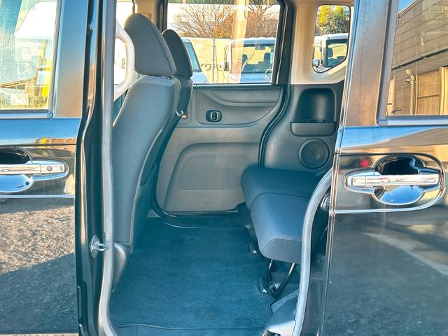 Ｎ－ＢＯＸカスタム Ｇ　ＥＴＣ　バックカメラ　両側スライドドア　ナビ　ＴＶ　オートライト　ＨＩＤ　スマートキー　アイドリングストップ　電動格納ミラー　ベンチシート　ＣＶＴ　盗難防止システム　ＡＢＳ　ＥＳＣ　ＣＤ　ＤＶＤ再生（23枚目）