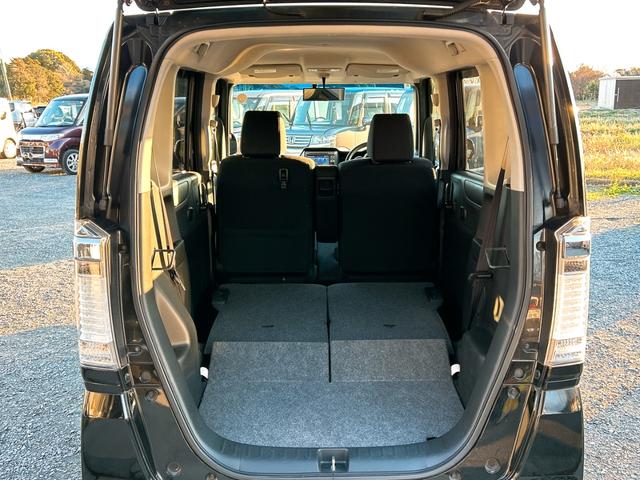 Ｎ－ＢＯＸカスタム Ｇ　ＥＴＣ　バックカメラ　両側スライドドア　ナビ　ＴＶ　オートライト　ＨＩＤ　スマートキー　アイドリングストップ　電動格納ミラー　ベンチシート　ＣＶＴ　盗難防止システム　ＡＢＳ　ＥＳＣ　ＣＤ　ＤＶＤ再生（42枚目）