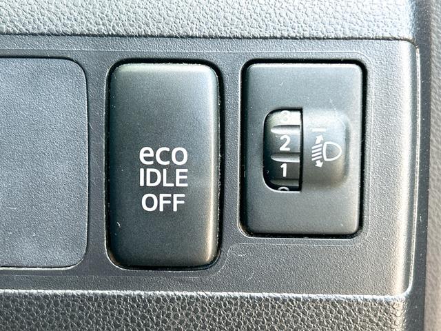 ムーヴコンテ Ｘ　リミテッド　スマートキー　アイドリングストップ　電動格納ミラー　ベンチシート　ＣＶＴ　盗難防止システム　ＡＢＳ　ＣＤ　ＵＳＢ　衝突安全ボディ　エアコン　パワーステアリング　パワーウィンドウ（6枚目）