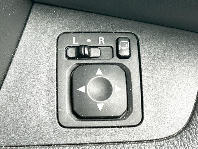 デイズルークス ハイウェイスター　Ｘ　ＥＴＣ　全周囲カメラ　両側スライド・片側電動　ナビ　ＴＶ　ＨＩＤ　スマートキー　アイドリングストップ　電動格納ミラー　ベンチシート　ＣＶＴ　盗難防止システム　ＡＢＳ　ＥＳＣ　ＣＤ　ＵＳＢ（8枚目）