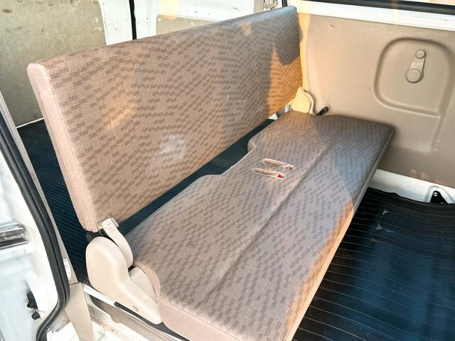 ミニキャブバン Ｍ　ハイルーフ　ＭＴ　両側スライドドア　エアコン　パワーステアリング　運転席エアバッグ　助手席エアバッグ（11枚目）