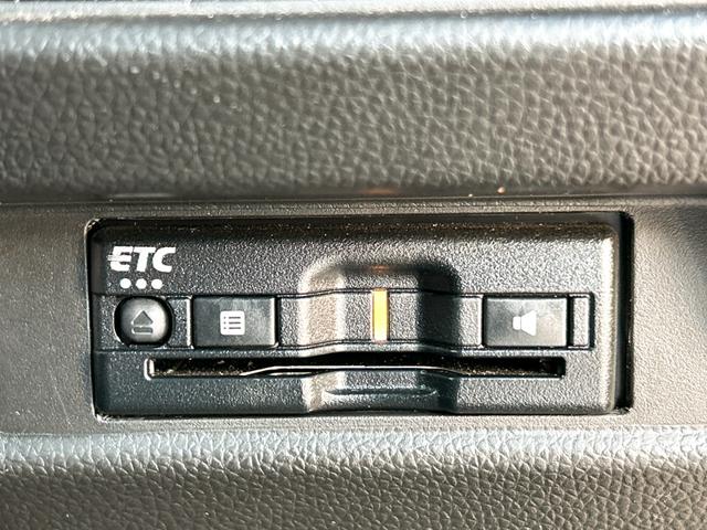 ワゴンＲ ＦＡ　ＥＴＣ　クリアランスソナー　衝突被害軽減システム　オートライト　キーレスエントリー　電動格納ミラー　ベンチシート　ＣＶＴ　盗難防止システム　ＡＢＳ　ＥＳＣ　ＣＤ　ＵＳＢ　Ｂｌｕｅｔｏｏｔｈ（5枚目）