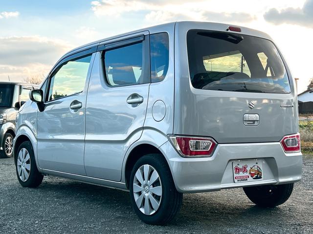 ワゴンＲ ＦＡ　ＥＴＣ　クリアランスソナー　衝突被害軽減システム　オートライト　キーレスエントリー　電動格納ミラー　ベンチシート　ＣＶＴ　盗難防止システム　ＡＢＳ　ＥＳＣ　ＣＤ　ＵＳＢ　Ｂｌｕｅｔｏｏｔｈ（15枚目）