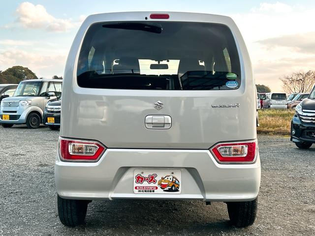 ワゴンＲ ＦＡ　ＥＴＣ　クリアランスソナー　衝突被害軽減システム　オートライト　キーレスエントリー　電動格納ミラー　ベンチシート　ＣＶＴ　盗難防止システム　ＡＢＳ　ＥＳＣ　ＣＤ　ＵＳＢ　Ｂｌｕｅｔｏｏｔｈ（17枚目）