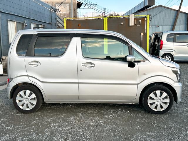 ワゴンＲ ＦＡ　ＥＴＣ　クリアランスソナー　衝突被害軽減システム　オートライト　キーレスエントリー　電動格納ミラー　ベンチシート　ＣＶＴ　盗難防止システム　ＡＢＳ　ＥＳＣ　ＣＤ　ＵＳＢ　Ｂｌｕｅｔｏｏｔｈ（22枚目）