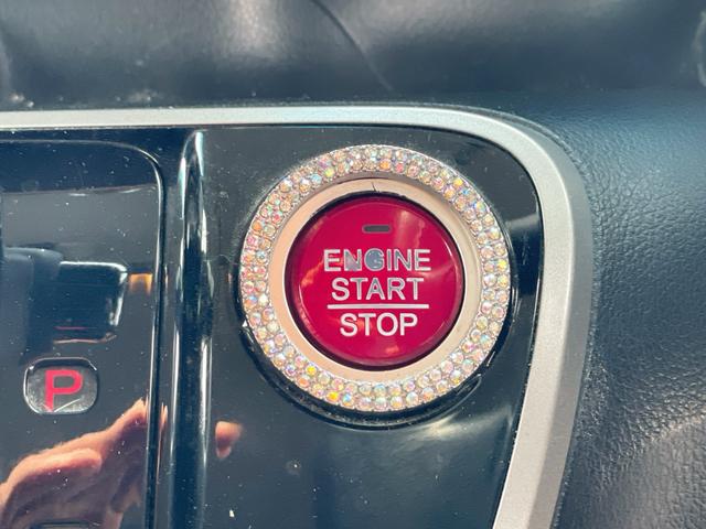 �v�b�V���G���W���X�^�[�g�V�X�e���A�G���W���n���E��~�������^�b�`�ōs�����Ƃ��ł��܂��B