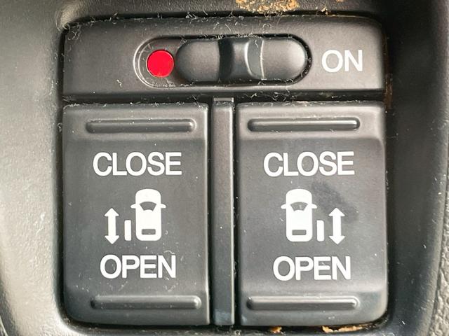 �w��ЂƂŃh�A�I�[�v���B�y�����A�N�V���������p���[�X���C�h�h�A�z���肪�ӂ������Ă��Ă��A�X�C�b�`�ЂƂŃX���C�h�h�A�����������������I�[�v�����܂��B