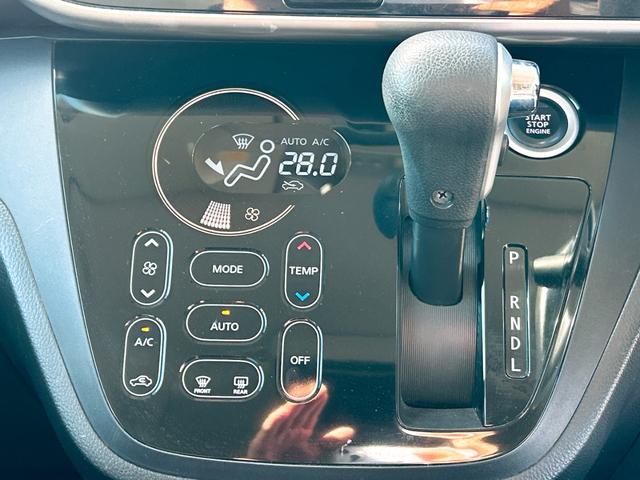 デイズルークス ハイウェイスター　ターボ　ＥＴＣ　全周囲カメラ　両側電動スライドドア　ナビ　ＴＶ　オートライト　ＨＩＤ　スマートキー　電動格納ミラー　ベンチシート　後席モニター　ＣＶＴ　盗難防止システム　ＡＢＳ　ＥＳＣ　アルミホイール（9枚目）