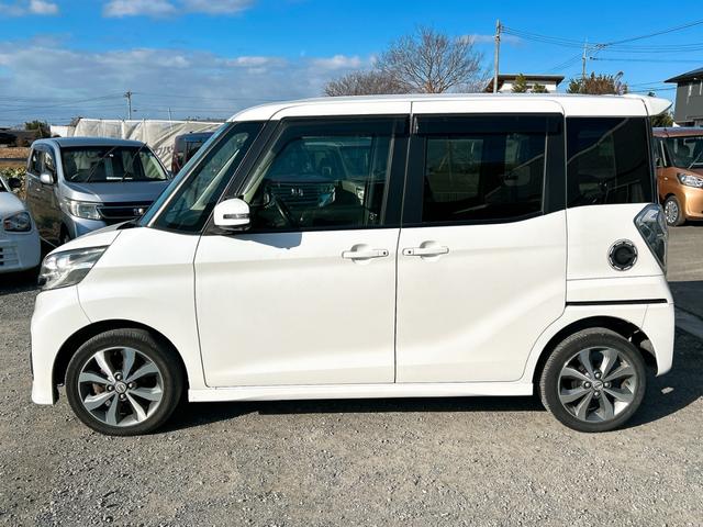 デイズルークス ハイウェイスター　ターボ　ＥＴＣ　全周囲カメラ　両側電動スライドドア　ナビ　ＴＶ　オートライト　ＨＩＤ　スマートキー　電動格納ミラー　ベンチシート　後席モニター　ＣＶＴ　盗難防止システム　ＡＢＳ　ＥＳＣ　アルミホイール（18枚目）