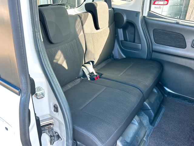 デイズルークス ハイウェイスター　ターボ　ＥＴＣ　全周囲カメラ　両側電動スライドドア　ナビ　ＴＶ　オートライト　ＨＩＤ　スマートキー　電動格納ミラー　ベンチシート　後席モニター　ＣＶＴ　盗難防止システム　ＡＢＳ　ＥＳＣ　アルミホイール（44枚目）