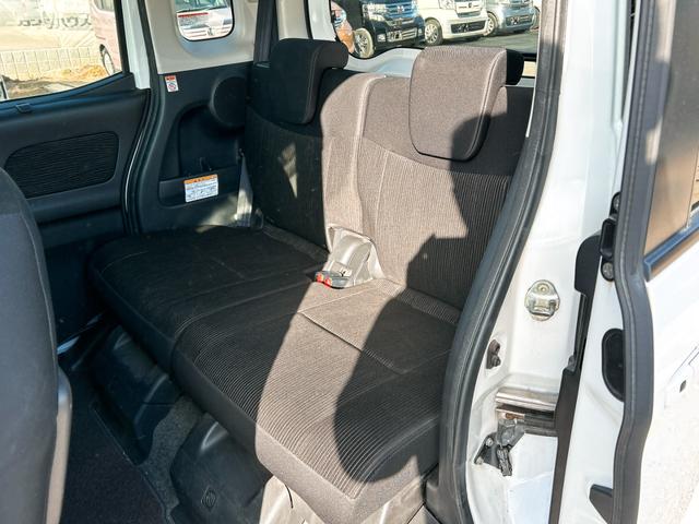 デイズルークス ハイウェイスター　ターボ　ＥＴＣ　全周囲カメラ　両側電動スライドドア　ナビ　ＴＶ　オートライト　ＨＩＤ　スマートキー　電動格納ミラー　ベンチシート　後席モニター　ＣＶＴ　盗難防止システム　ＡＢＳ　ＥＳＣ　アルミホイール（45枚目）