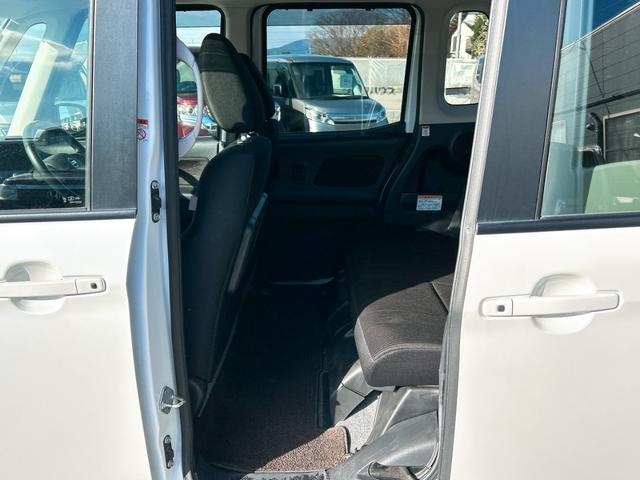 デイズルークス ハイウェイスター　ターボ　ＥＴＣ　全周囲カメラ　両側電動スライドドア　ナビ　ＴＶ　オートライト　ＨＩＤ　スマートキー　電動格納ミラー　ベンチシート　後席モニター　ＣＶＴ　盗難防止システム　ＡＢＳ　ＥＳＣ　アルミホイール（48枚目）