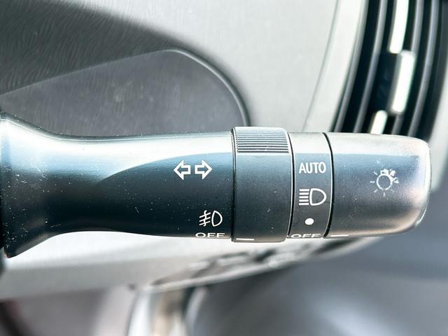 �I�[�g���C�g�́A�t���Y�������Y���h�����Ƃ��ł��܂��B�������H�Ȃǂ̃g���l���Ȃǂɂ��𗧂��܂��B