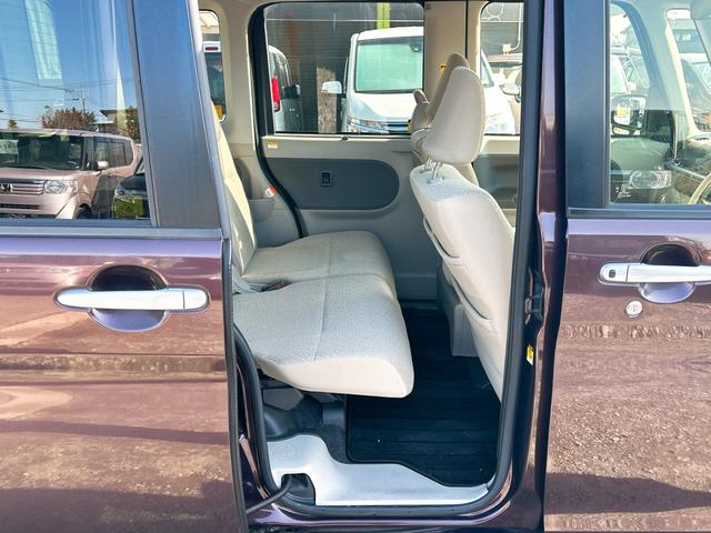 タント 　バックカメラ　両側スライド・片側電動　ナビ　衝突被害軽減システム　スマートキー　アイドリングストップ　電動格納ミラー　ベンチシート　ＣＶＴ　ＡＢＳ　ＥＳＣ　ミュージックプレイヤー接続可　エアコン（30枚目）