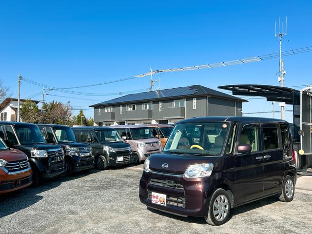 タント 　バックカメラ　両側スライド・片側電動　ナビ　衝突被害軽減システム　スマートキー　アイドリングストップ　電動格納ミラー　ベンチシート　ＣＶＴ　ＡＢＳ　ＥＳＣ　ミュージックプレイヤー接続可　エアコン（40枚目）